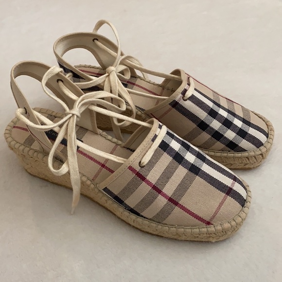 Burberry | Nova Check Canvas Closed Toe Tie Slingback Espadrilles EU 39/US 9 - Picture 14 of 14